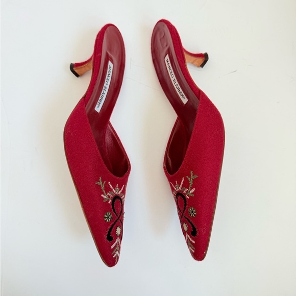 Manolo Blahnik Vintage Red Wool embroidered pointed toe kitten heel mules EU 38 - Picture 3 of 9